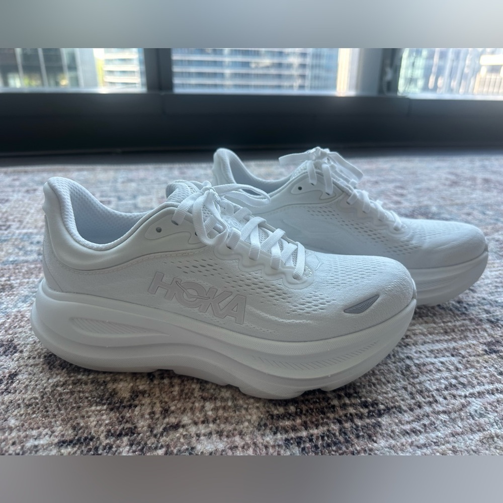 Hoka Bondi Boost 9 (size 7.5)